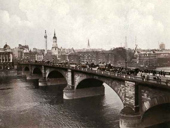 London Bridge Lake Havasu City