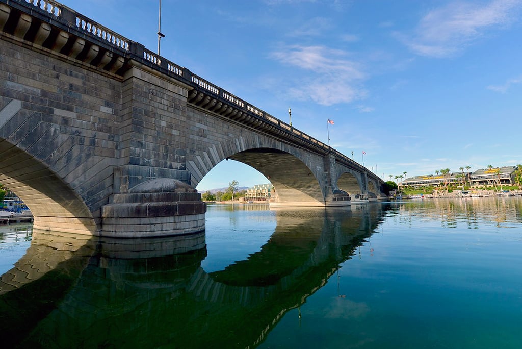 London Bridge - Lake Havasu City